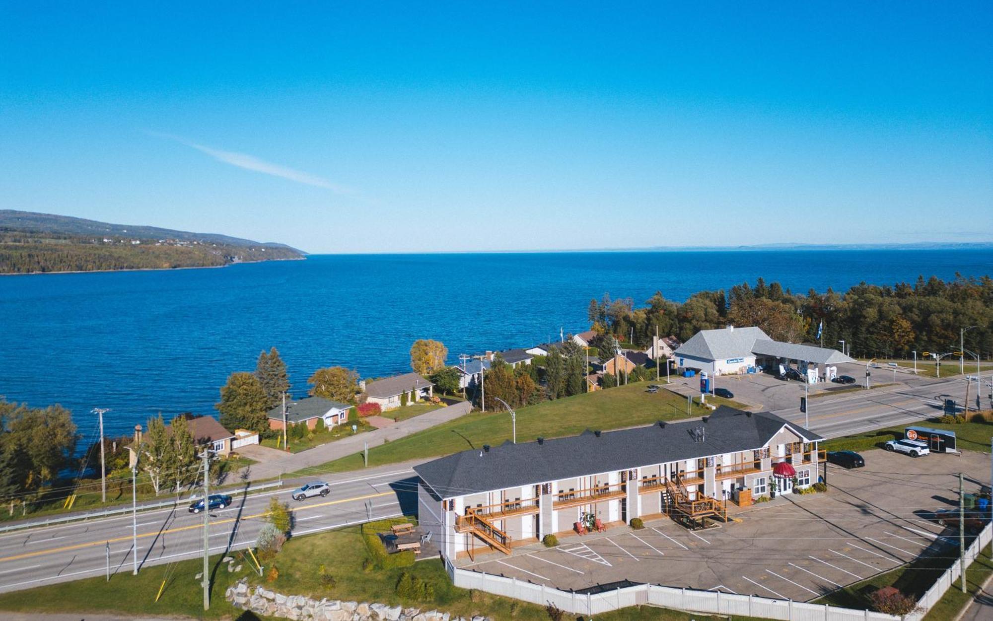 Motel Le Point De Vue La Malbaie Exterior foto